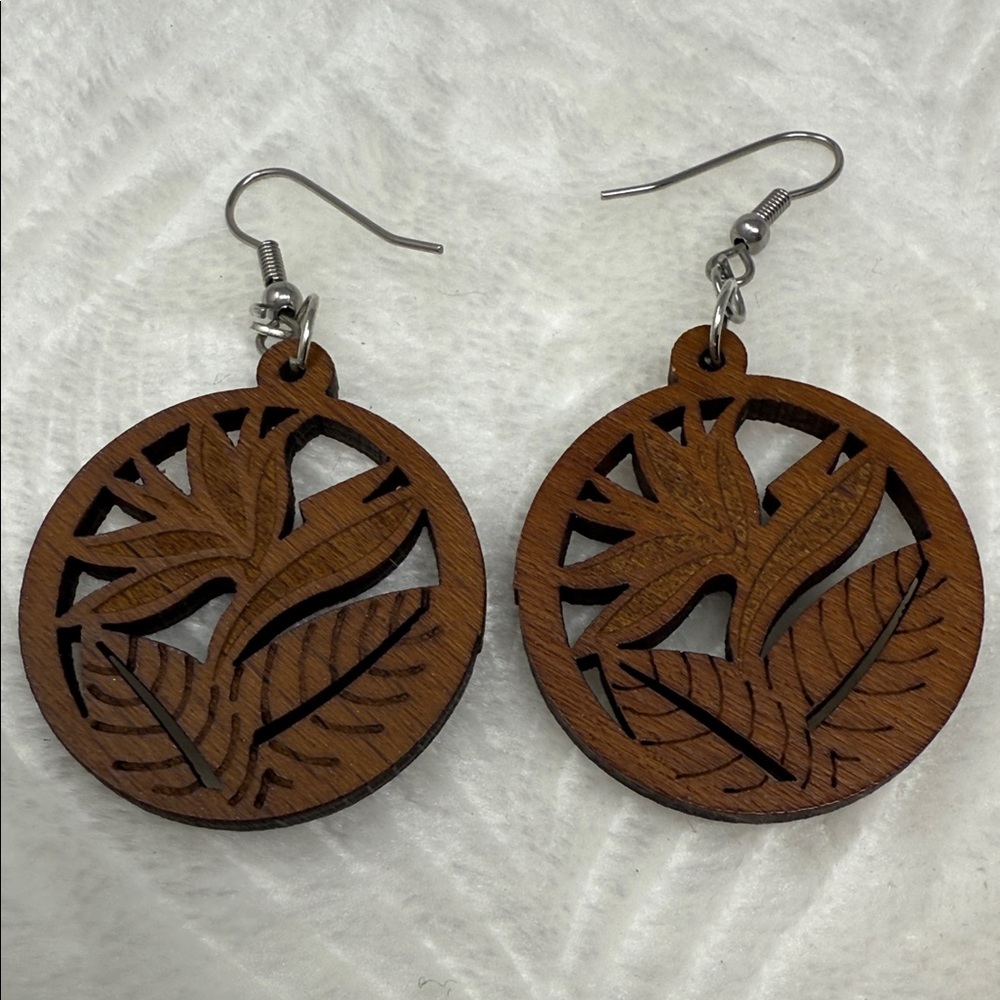 Wood Carved Floral Earrings Boho Tropical Leaf Cutout Dangle Artsy